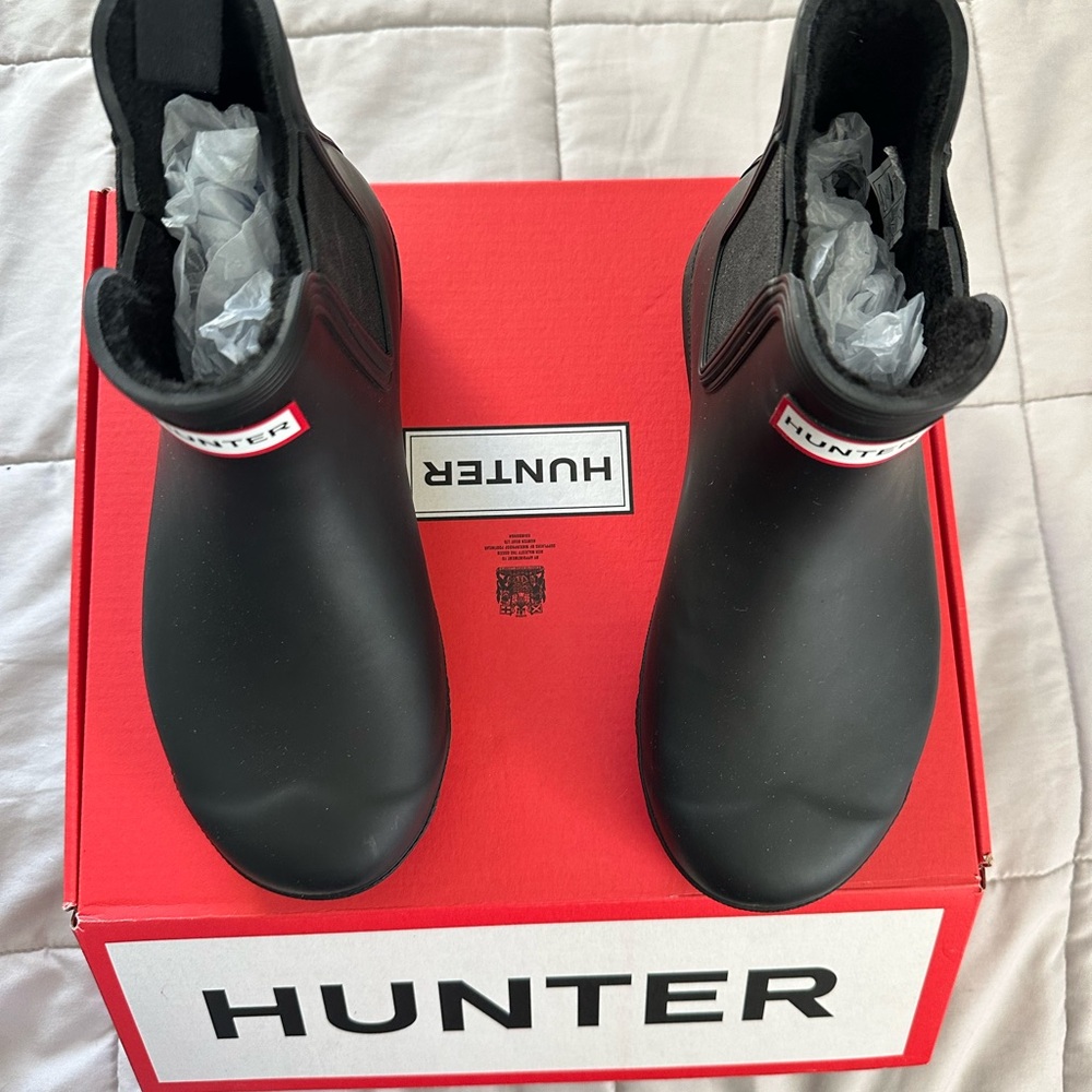 Women’s Hunter rain boot Size 7